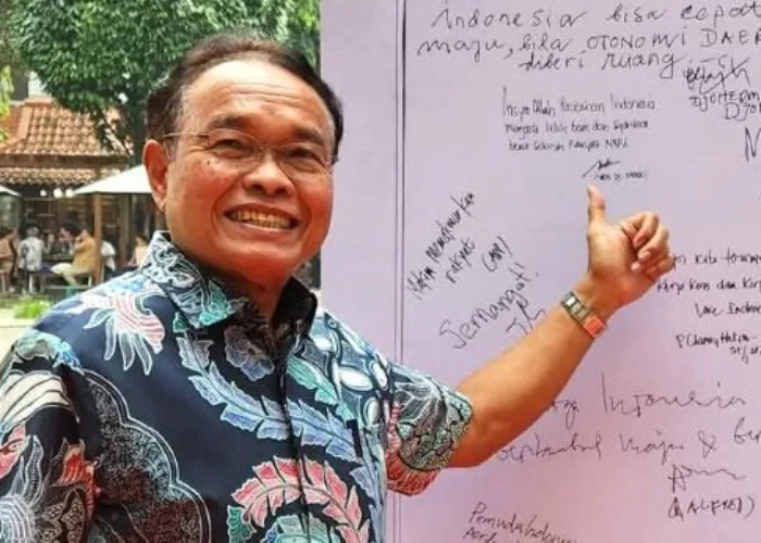 Kepala Daerah Belajar ke Singapura: Efisiensi Dipertanyakan