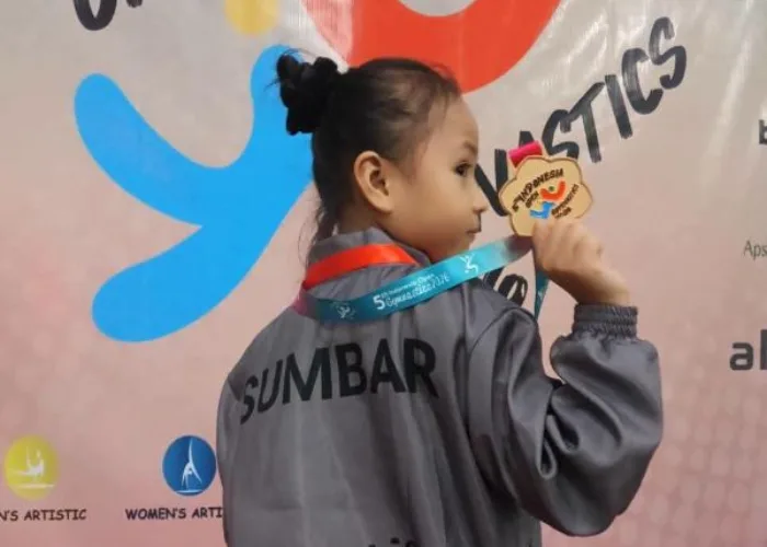 Wali Kota Zulmaeta Apresiasi Atlet Gimnastik Muda Payakumbuh Raih Emas Nasional