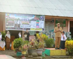 Masa Pengenalan Lingkungan Sekolah, Wako Yota Balad Pimpin Upacara Bendera di SMPN 5 Pariaman