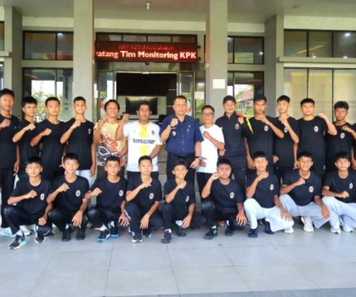 Pemko Payakumbuh Dukung Pembinaan Atlet Muda, Wawako Lepas Minang Sejagat FC U-14 ke Liga TopSkor Nasional 2026
