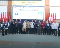 Dihadiri Wawako Ibnu Asis, Ketua SMSI Sumbar Zulnadi Lantik Pengurus SMSI Kota Bukittinggi