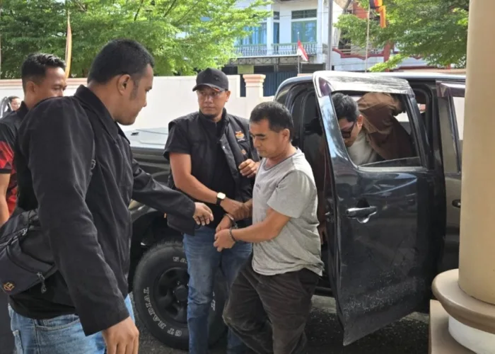Sempat Lawan Petugas Pakai Parang, Kejari Pessel Ciduk DPO Kasus Kehutanan