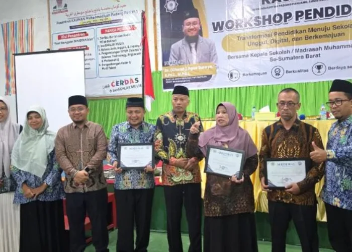 Tiga Apresiasi Istimewa, M. Fikar Tegaskan Komitmen Majukan Pendidikan Muhammadiyah