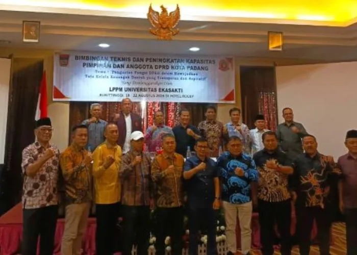 Bimtek Penguatan Tugas dan Fungsi DPRD Ditutup, Anggota Dewan Diharapkan Makin Optimal Awasi Pembangunan