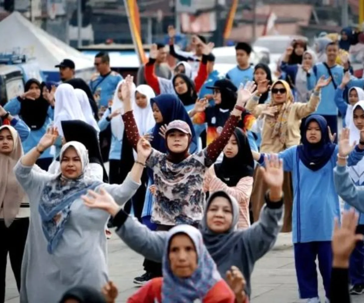 Minggu Pagi, CFD jadi Ruang Olahraga dan Panggung Kreativitas Pelajar