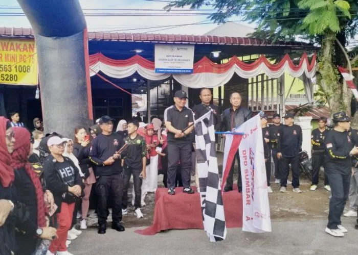 Semarak HUT RI Ke-81, DPD GRIB Jaya Sumbar Gelar Jalan Santai Berhadiah Motor Listrik