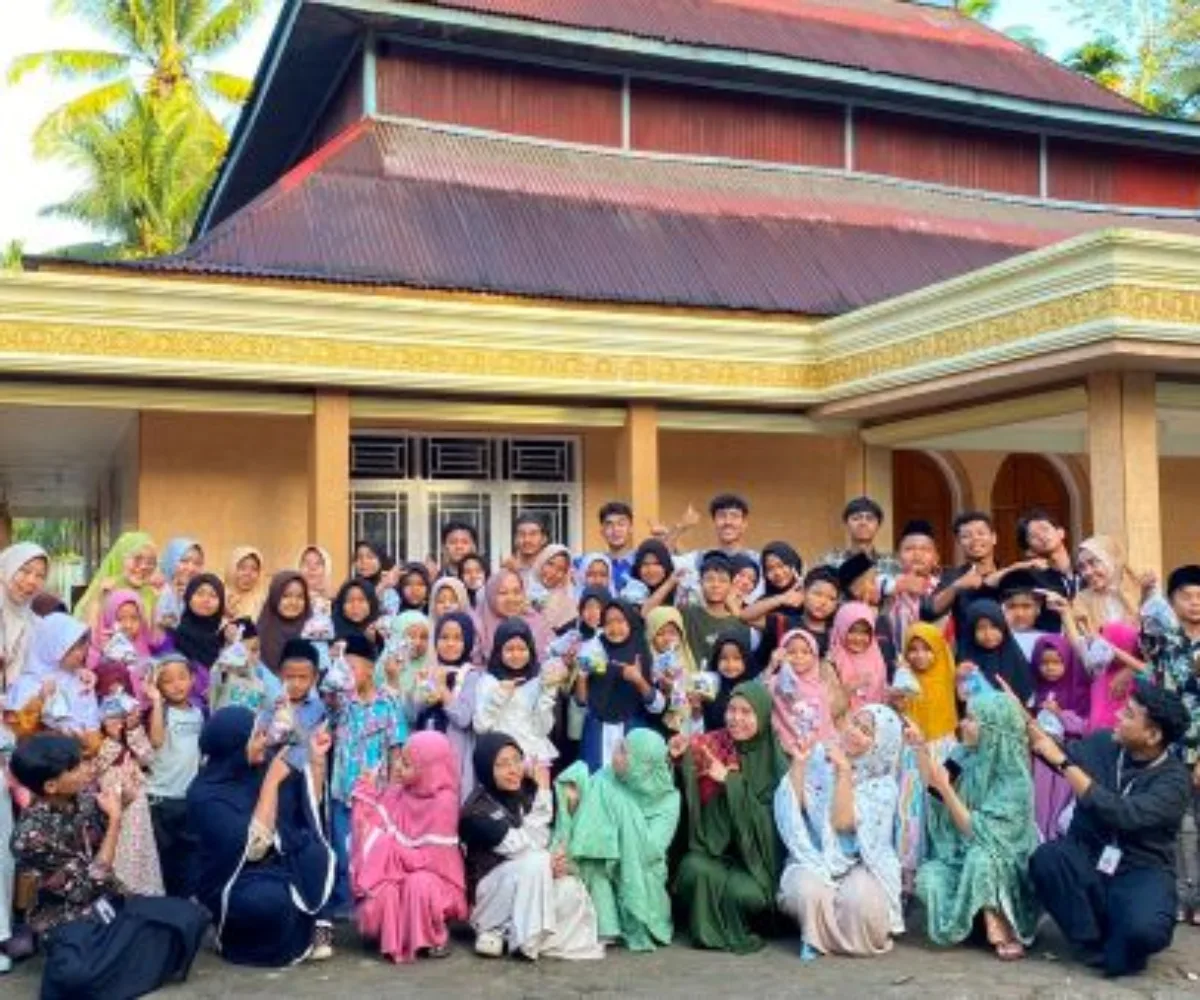 Satukan Dua TPA dalam Satu Kebaikan, KKN 52 UIN Imam Bonjol Padang Gelar Didikan Subuh di Masjid Raya Pucung Anam
