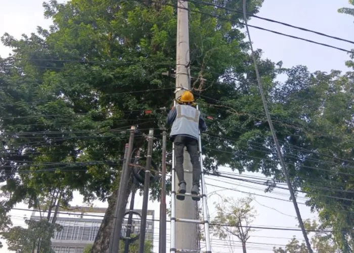 Dukung Infrastruktur Telekomunikasi, PLN Icon Plus Lakukan Penataan Jaringan Fiber Optik di Pekanbaru