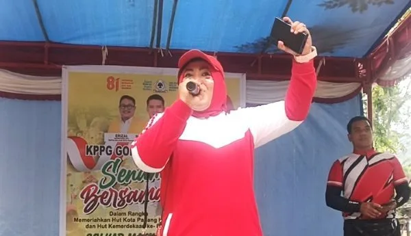 KPPG Padang Ajak Ratusan Emak-emak Senam Bersama, Devi Febrida : Perkuat Silaturahmi