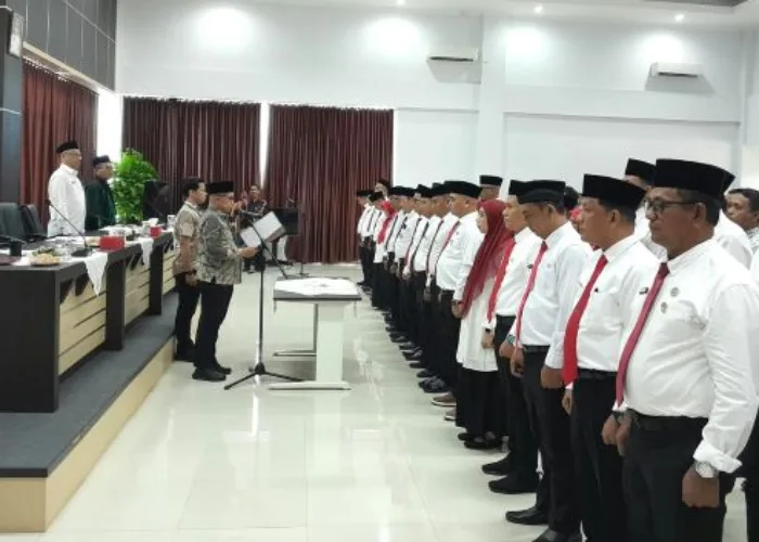 Pelantikan Juru Sita dan Pemeriksa Pajak, Al Amin : Bapenda Sumbar Tekankan Integritas dan Pelayanan Publik
