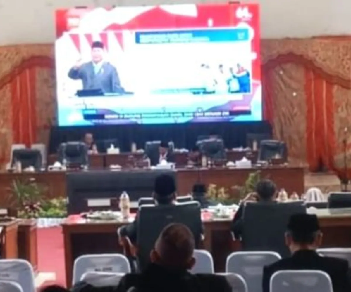 Ketua DPRD Pasaman Barat Dirwansyah Buka Paripurna DPRD Mendengarkan Pidato Kenegaraan Presiden