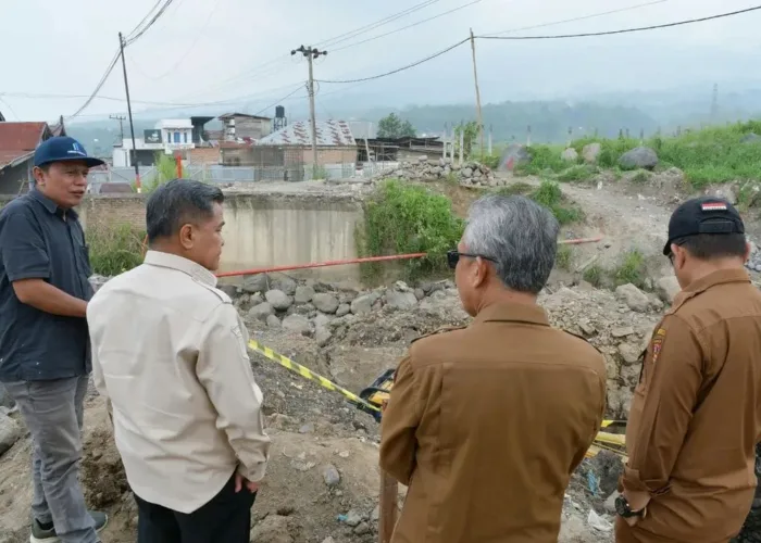 Sejumlah Ruas Jalan dan Jembatan yang Rusak di Kabupaten Agam Mulai Mendapat Penanganan