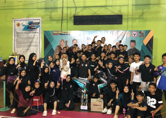 Perguruan Silat Sakato Semen Padang Raih Sepeda Motor di Ajang Padang Pencak Silat Open 2026