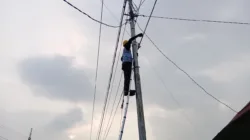 Tingkatkan Keandalan Jaringan Telekomunikasi, PLN Icon Plus Lakukan Pemeliharaan Jaringan Fiber Optik di Korong Gadang