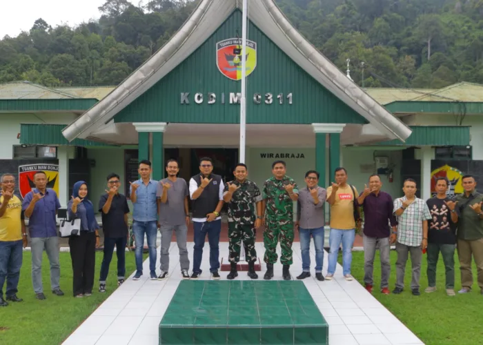 PWI Pessel Silaturahmi ke Kodim 0311, Dandim Sampaikan Informasi Penerimaan TNI 2026