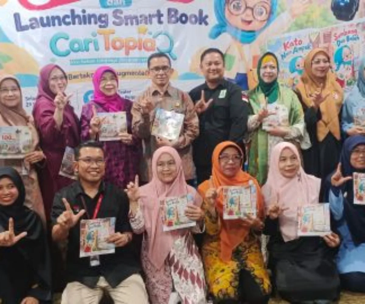 CariTopia Luncurkan Buku Pintar Bahasa Minang Berbasis Augmented Reality, Lanjutkan Inovasi Mahasiswa UNP