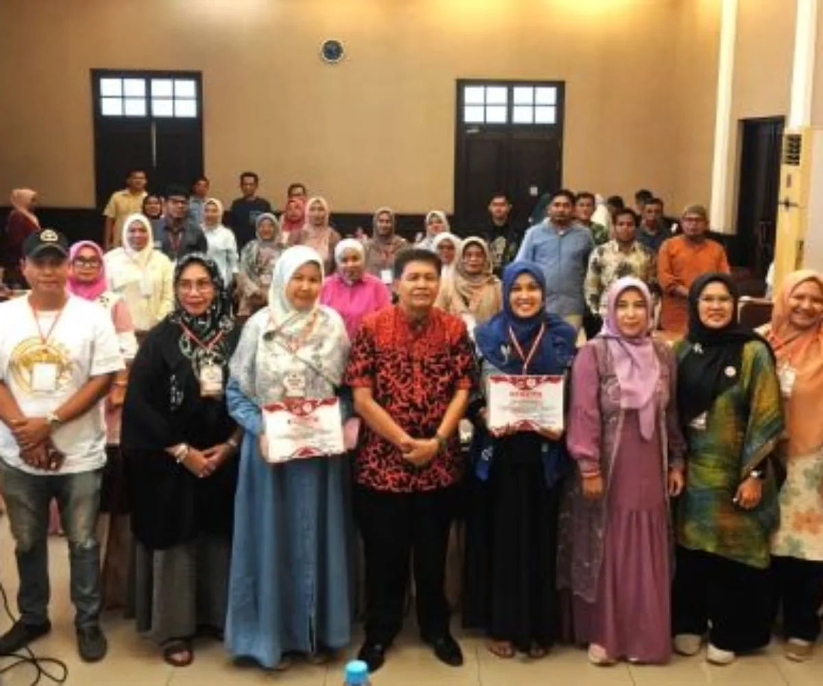 Dorong Kemandirian Ekonomi Warga, Ketua Dekopinda Padang Irwan Basir Gembleng Pengurus Koperasi Kelurahan Merah Putih