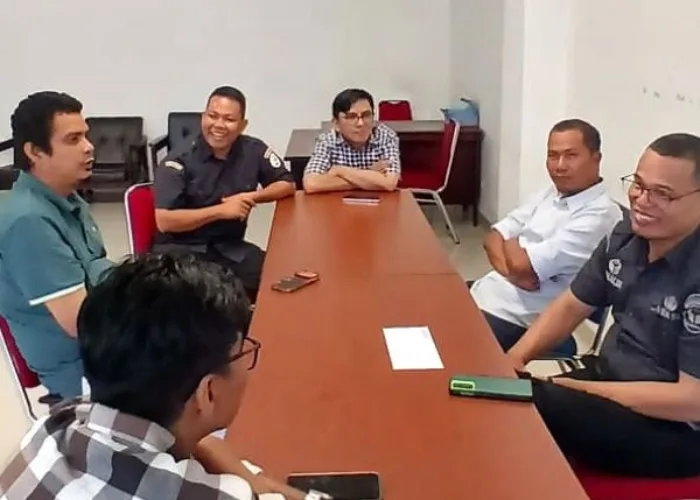 Kawal Demokrasi Lebih Baik, Bawaslu Pesisir Selatan Perkuat Sinergi dengan PWI