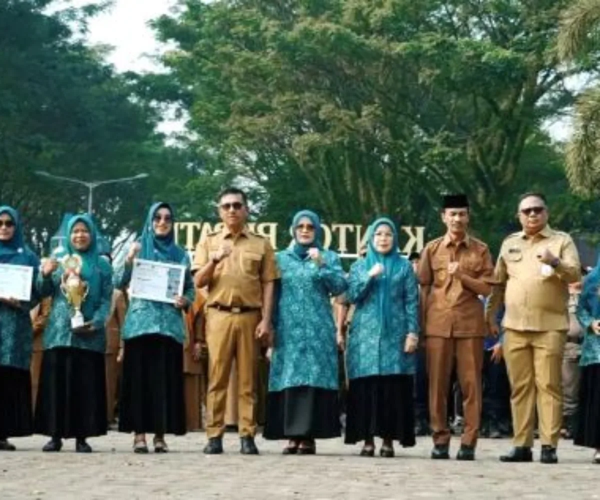 Bupati Khairunas Tekankan Disiplin ASN, Prestasi PKK Jadi Bukti Kerja Nyata
