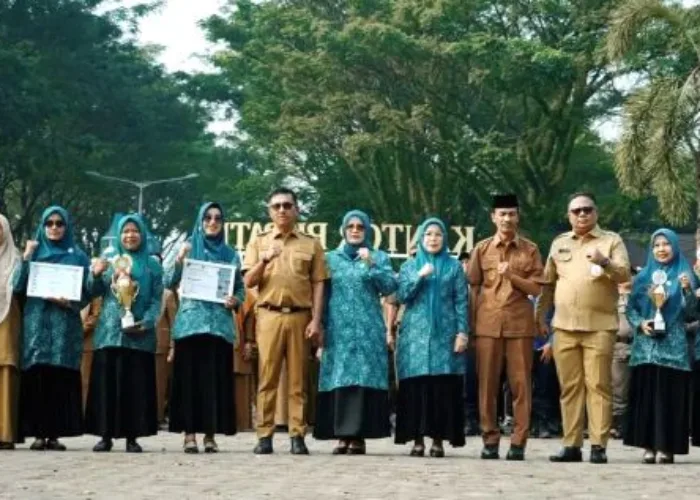 Bupati Khairunas Tekankan Disiplin ASN, Prestasi PKK Jadi Bukti Kerja Nyata