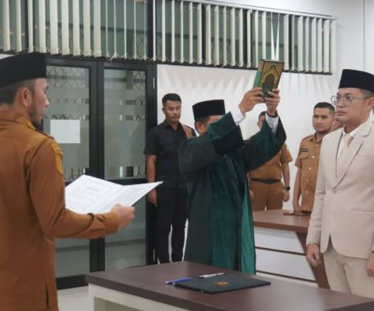 Dilantik Wawako Allex Saputra, Azani Maizuar Dilantik sebagai Kepala Disperdakop UKM