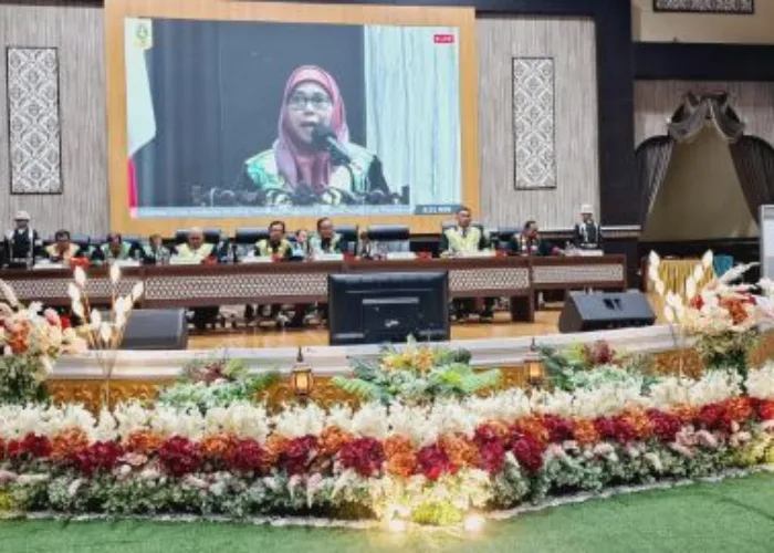 UIN Bukittinggi Wisuda 1.723 Lulusan, Silfia Hanani: Kita Terus Bergerak Menuju Kampus Berdampak