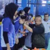 Sawahlunto Sapu Bersih Emas Beregu Bulutangkis Porprov XVI Sumbar, Boy London Soroti Regenerasi Atlet
