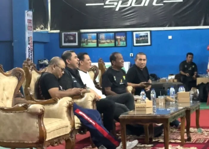 Dipo Kunjungi Pertandingan Bulutangkis Porprov XVI, Berharap Lahirnya Yusup Baru dari Sumbar