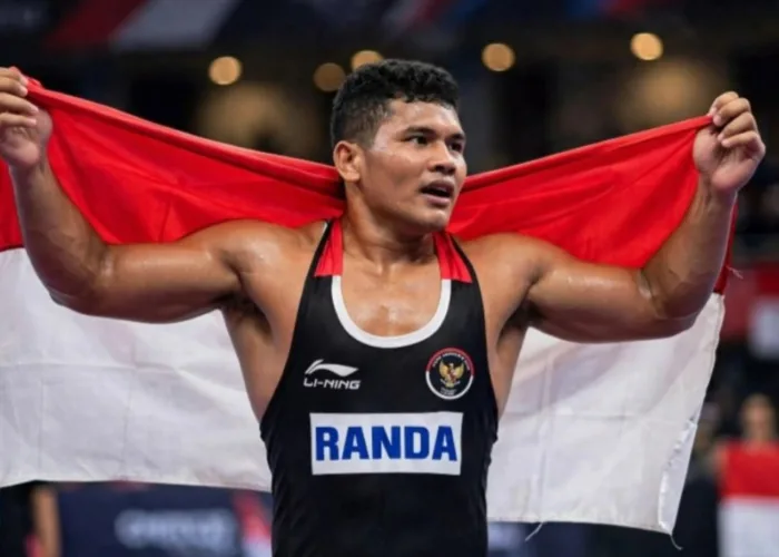 Pegulat Sumbar Randa Rian Desta Perkuat Tim Gulat Indonesia untuk AIMAG 2026