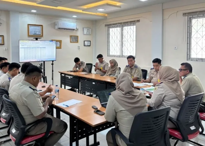Tingkatkan Kualitas Layanan, Kantah Pesisir Selatan Evaluasi Pelayanan Pertanahan