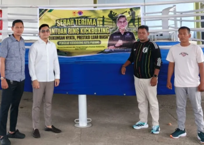 Tommy Arby Buktikan Komitmen Bina Kickboxing Padang, Bantu Ring Baru Perkuat Pembinaan