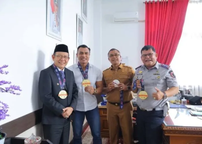 Sabet Empat Medali di Malaysia, Atlet Binaraga Payakumbuh Dapat Perhatian Khusus Wali Kota