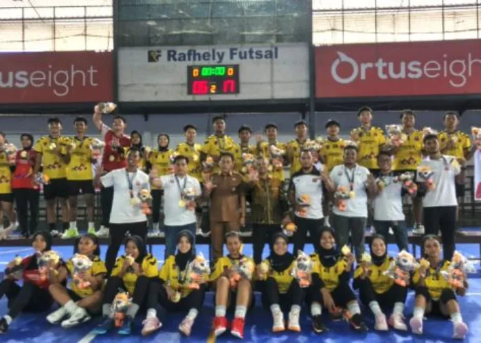 Kontingen Bola Tangan Kota Padang Sukses Sandingkan Emas Putra dan Putri
