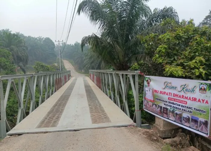 Respon Cepat Bupati Annisa, Dua Jembatan Lantai Kayu di Timpeh Kini Berganti Plat Baja