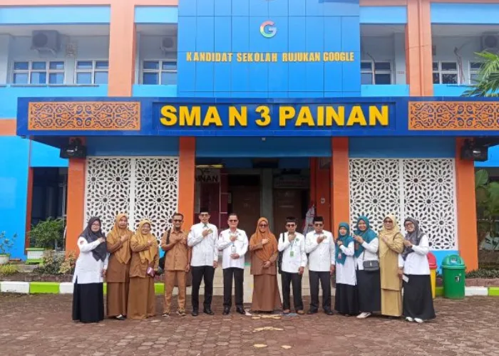 SMAN 3 Painan jadi Sekolah Rujukan Google, Menerima Kunjungan Study Tiru Kemenag Bukittinggi