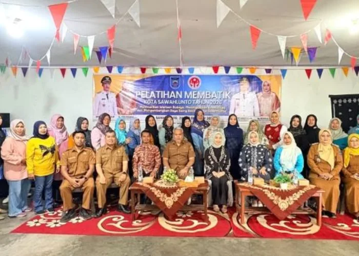Ketua Dekranasda Sawahlunto Buka Pelatihan Membatik Tahun 2026, Dorong Pelestarian Warisan Budaya dan Daya Saing Produk Lokal