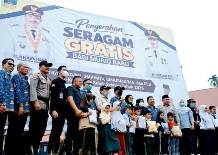 Tak Hanya Seragam Gratis, Solok Selatan Siapkan Beasiswa untuk Cetak Pemimpin Masa Depan