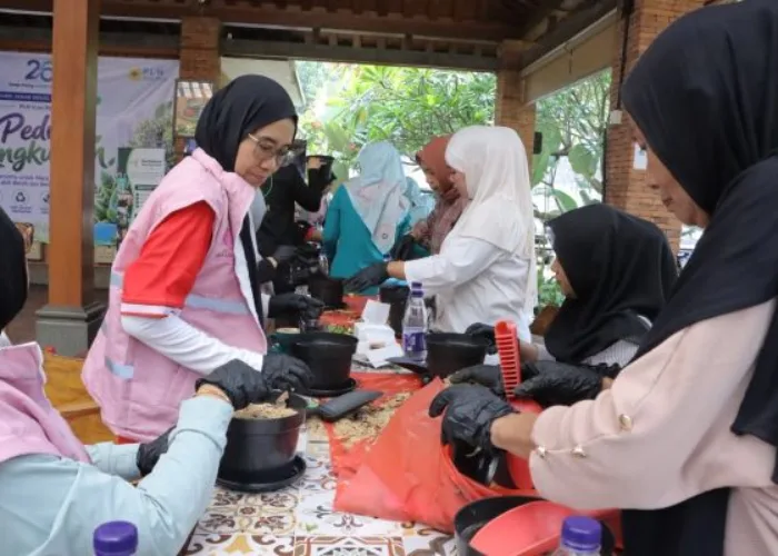 Dari Barang Bekas Jadi Bernilai, Srikandi PLN Icon Plus Ajak Masyarakat Peduli Lingkungan