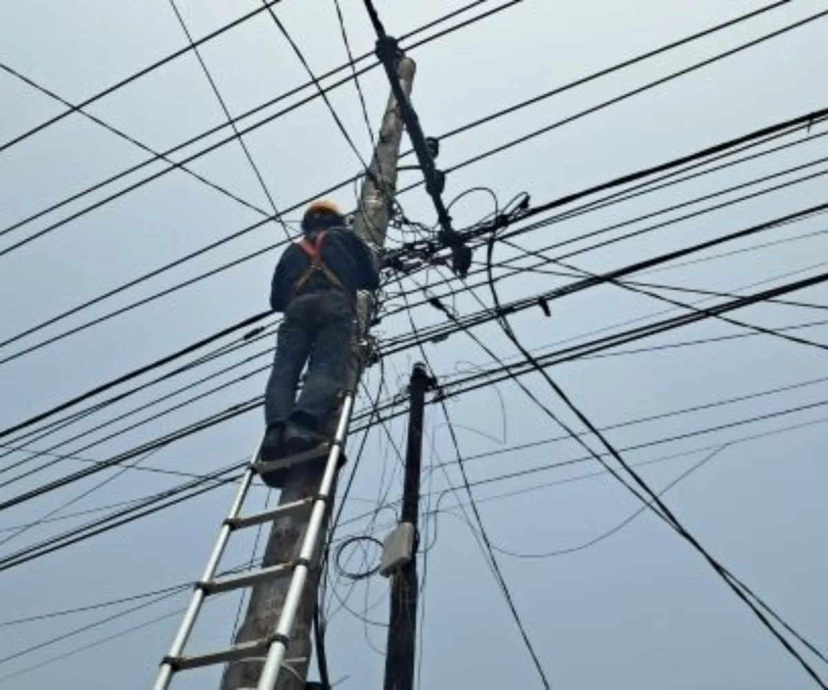 Dukung Layanan Telekomunikasi Andal, PLN Icon Plus Lakukan Pemeliharaan Jaringan Fiber Optik di Pasaman