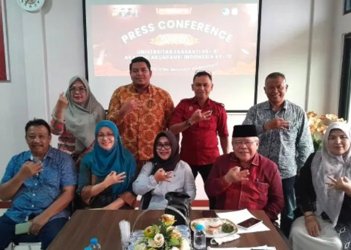 UNES Wisuda 1.287 Lulusan, Siapkan Pembukaan S2 Kenotariatan dan S3 Hukum Bersama UNHAS