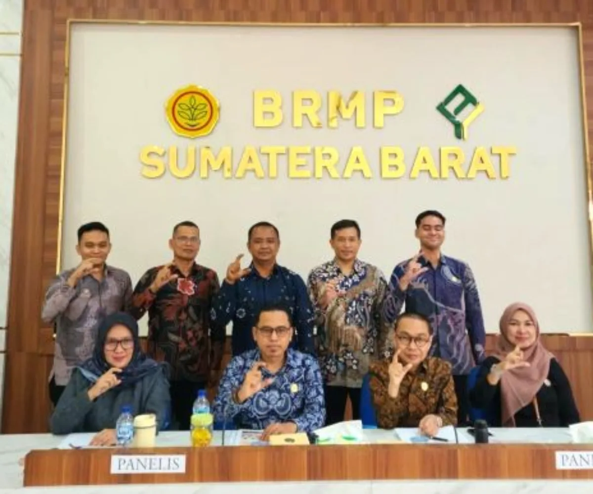 Ikuti Presentasi Monev KIP 2026, Bawaslu Pesisir Selatan Paparkan Strategi dan Inovasi Keterbukaan Informasi Publik