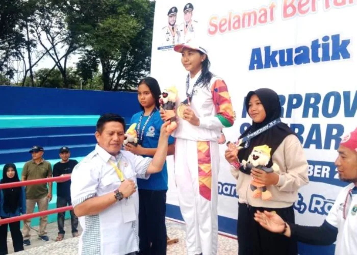 Dharmasraya Tambah Emas dari Cabor Akuatik Porprov XVI Sumbar