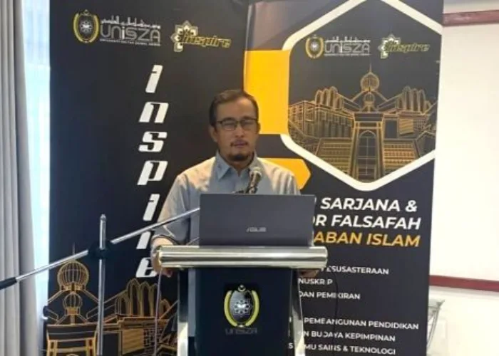 Dosen UIN Bukittinggi Prof. Ismail Novel Soroti Syariah dan Adat di Konferensi Malaysia