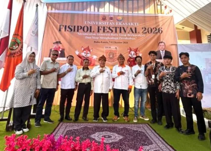 Fisipol Festival 2026 Resmi Dibuka, Rektor UNES: Jadilah Generasi yang Cerdas dan Bermartabat